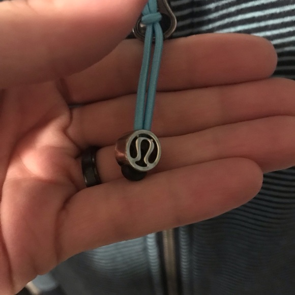 Lululemon Scuba Hoodie - Picture 12 of 14